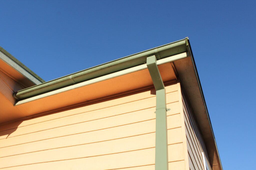 Gutter installation services in Dallas, TX